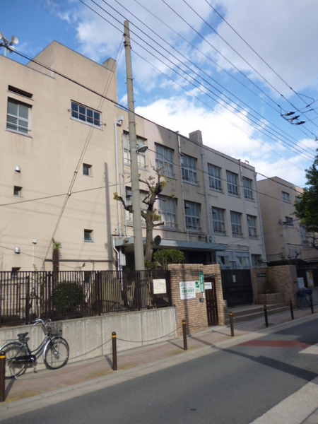 南恩加島6丁目貸家(大阪市立南恩加島小学校)
