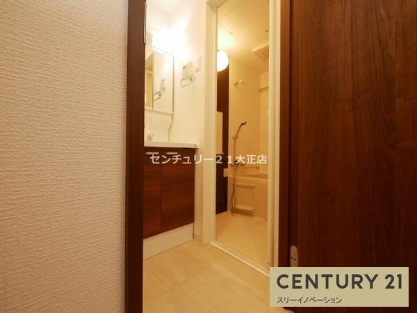 フォーリアライズ弁天町ノビア
