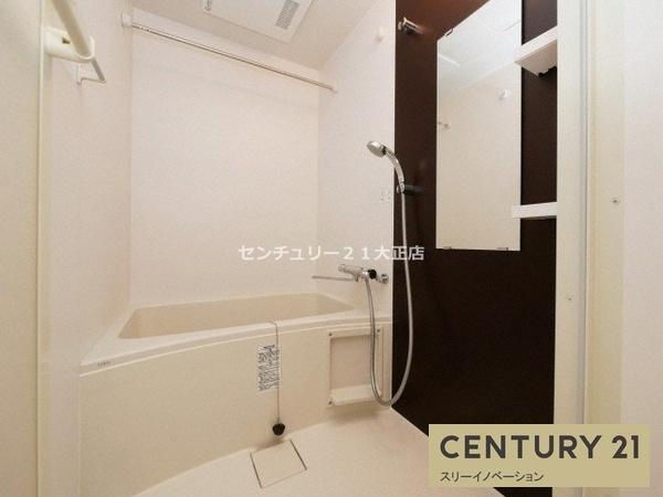 セオリー大阪ベイシティ