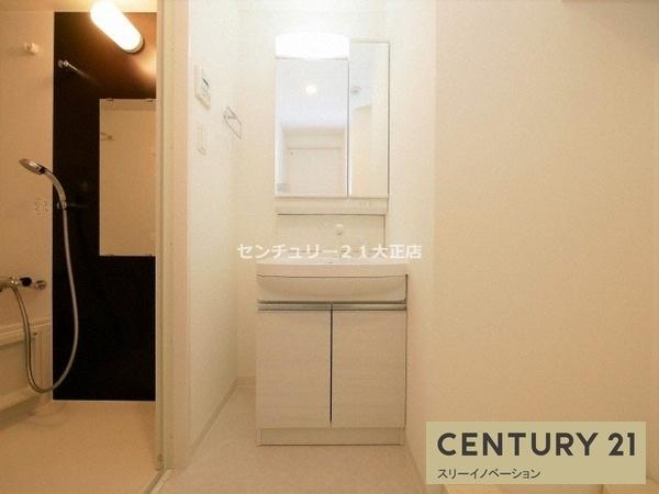 セオリー大阪ベイシティ
