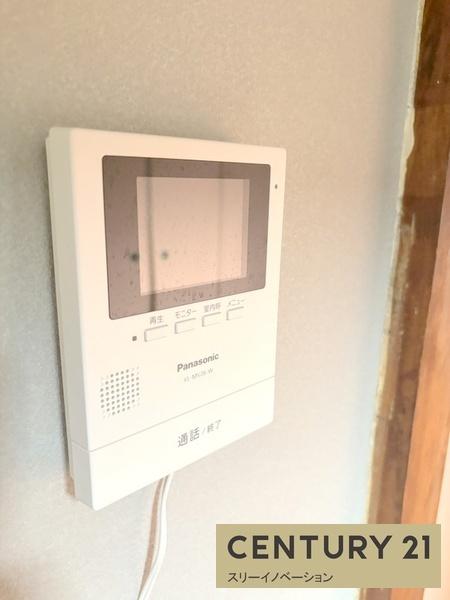 三軒家東貸家