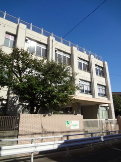 クローバー・グランツ弁天町(大阪市立市岡小学校)