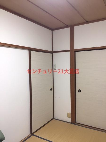 鶴町3丁目貸家