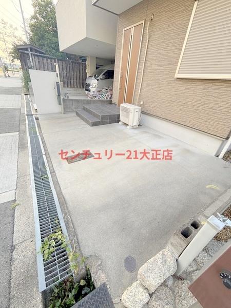 鶴町3丁目貸家