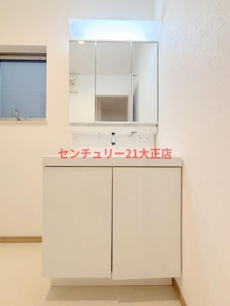 鶴町3丁目貸家