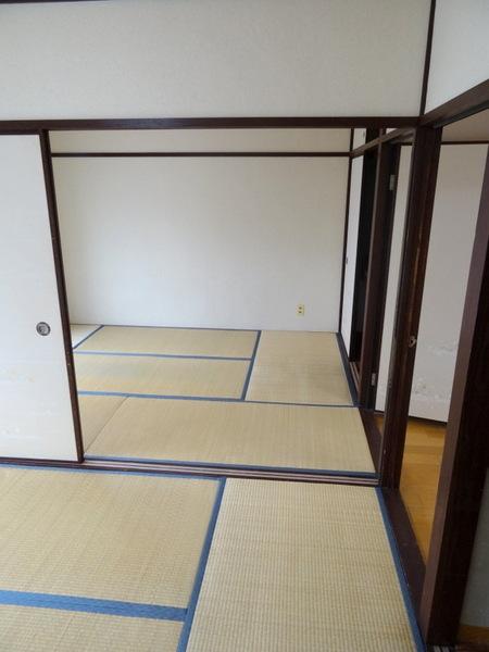シャトーナカタ