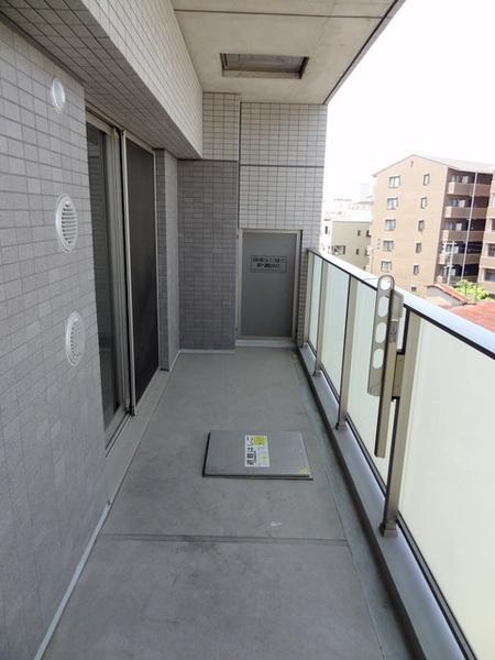 CubicCourt