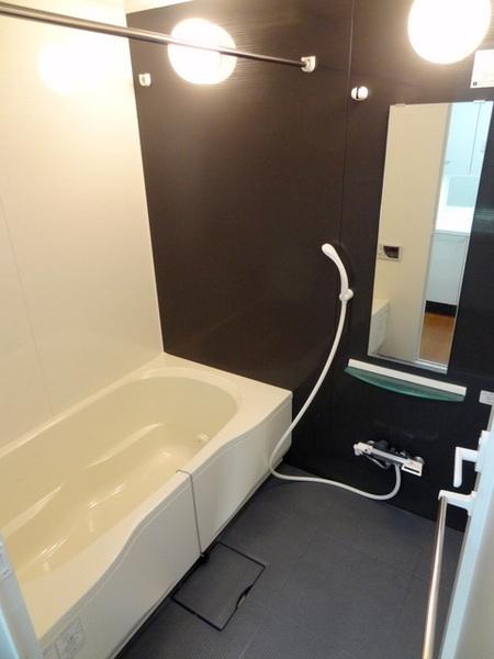 CubicCourt