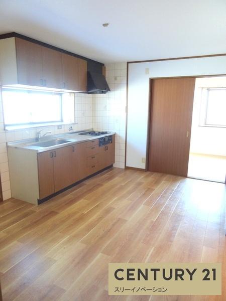寿南恩加島ハイツ（旧ハピネス南恩加島）