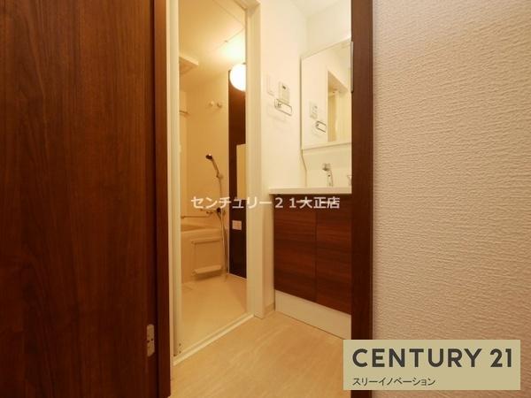 フォーリアライズ弁天町ノビア