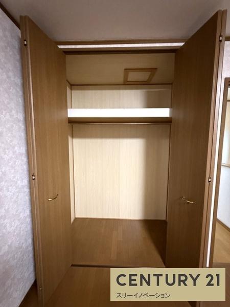 南恩加島1丁目車庫付き貸家