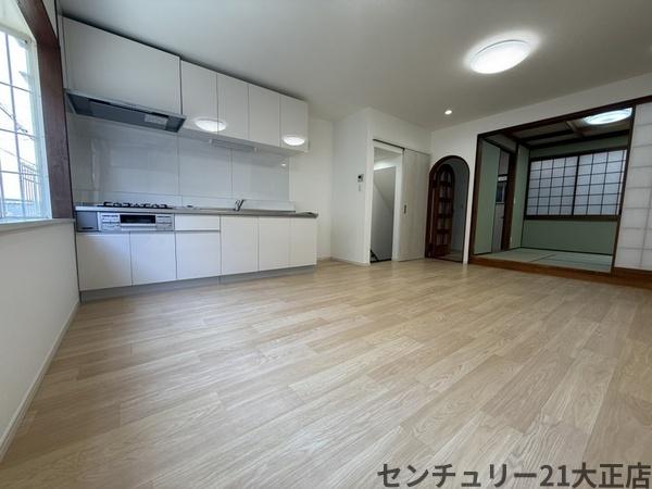 鶴町1丁目貸家