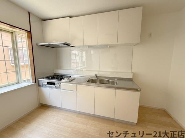 鶴町1丁目貸家