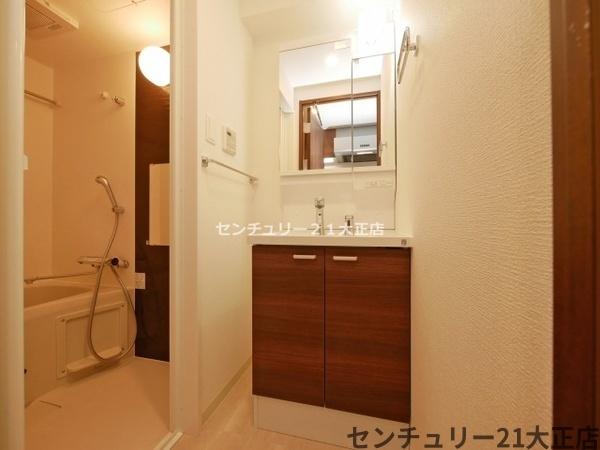 フォーリアライズ弁天町ノビア