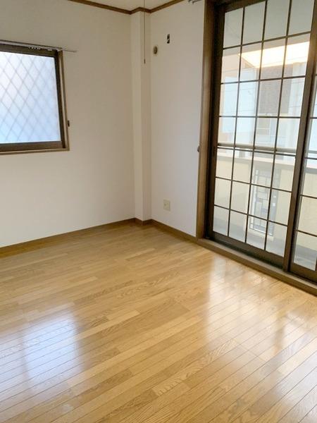 三軒家東4丁目貸家