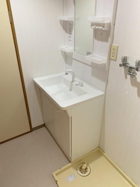 三軒家東4丁目貸家
