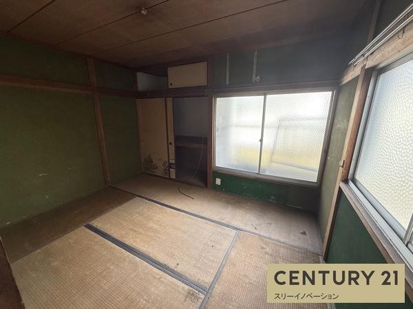 鶴町1丁目貸家