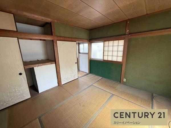鶴町1丁目貸家