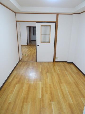 中川マンション