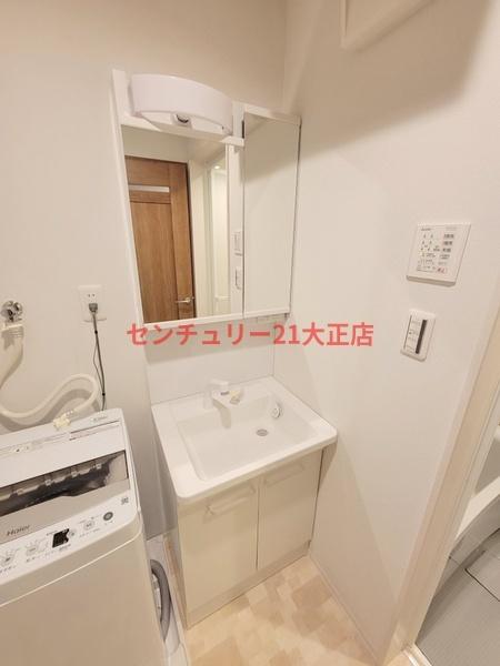 弁天町4丁目貸家