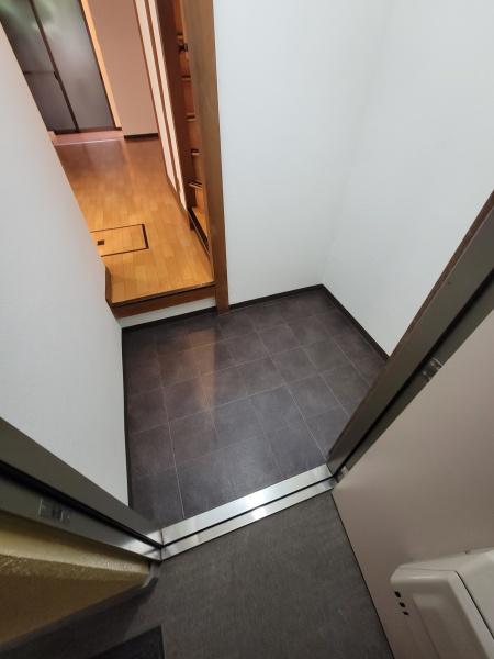 日ノ岡ローズハイツ　11号室