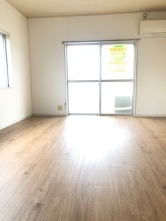 ラッフルハウス