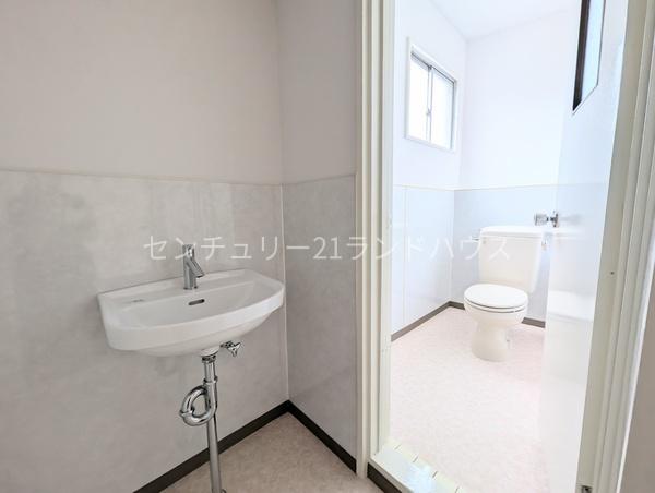 赤塚屋本店ビル　２階