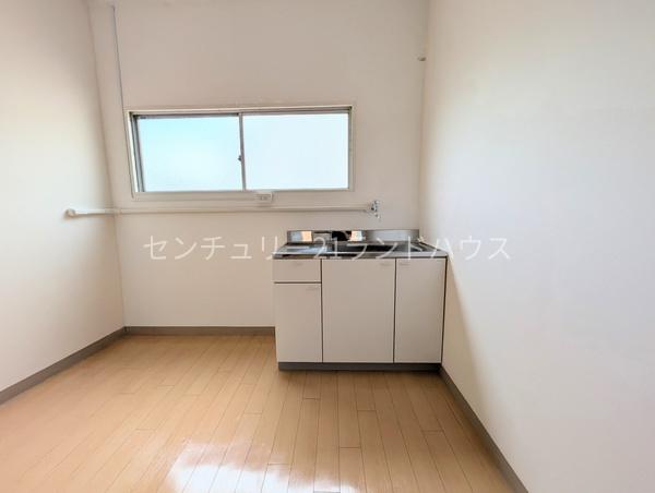 赤塚屋本店ビル　２階