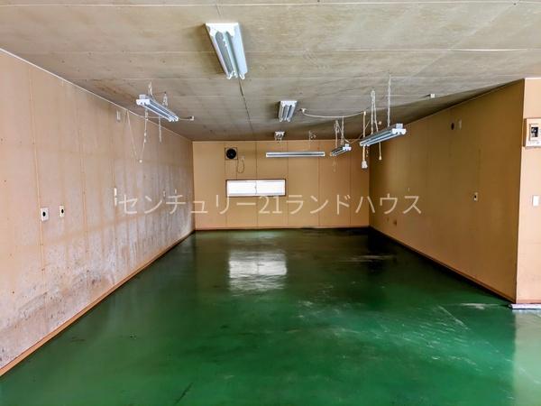 グローリー２２３（倉庫）
