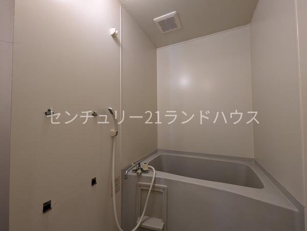 ルミエールＵＥＨＡＲＡ