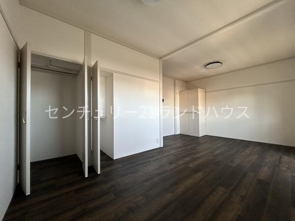 コースリーズ清水(リビング)