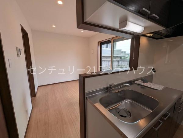 霧島市国分府中町の貸家