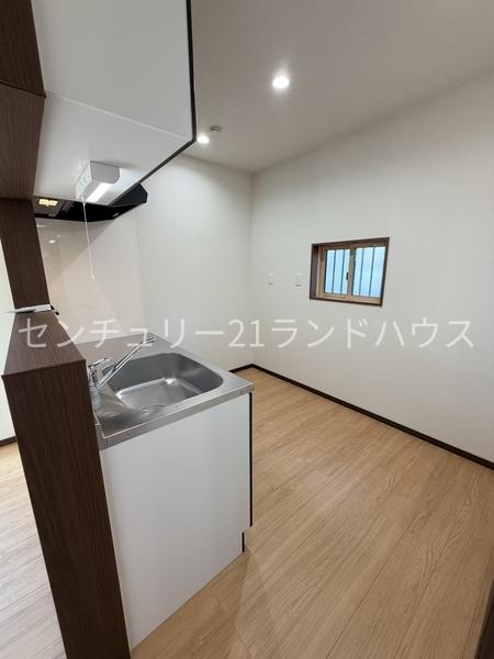 霧島市国分府中町の貸家
