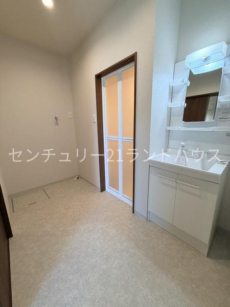 霧島市国分府中町の貸家