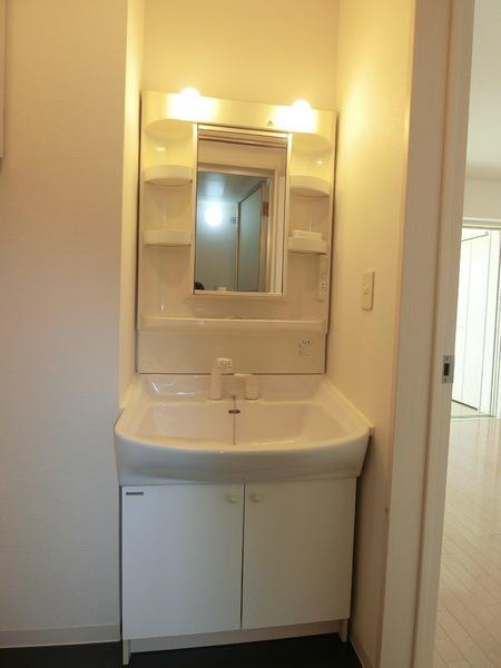 エミネンス南郷14