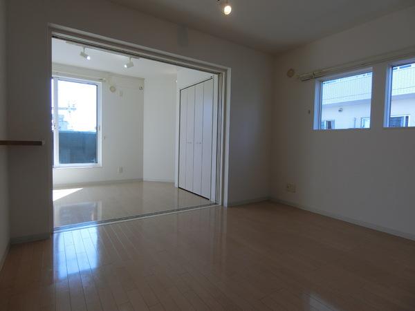 エミネンス南郷14