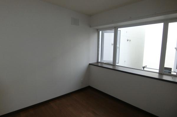 エミネンス美園65