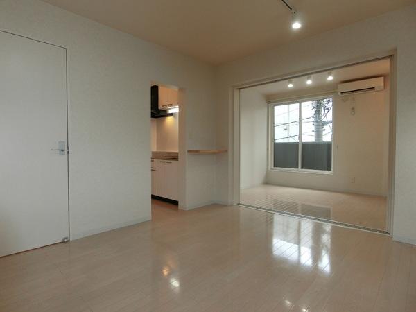 エミネンス南郷14