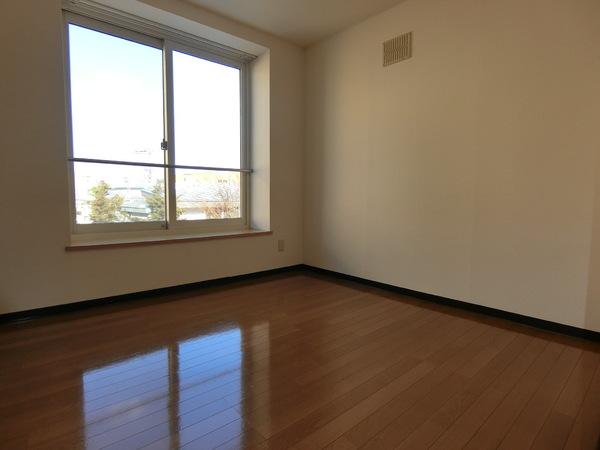LINKS-COURT桑園