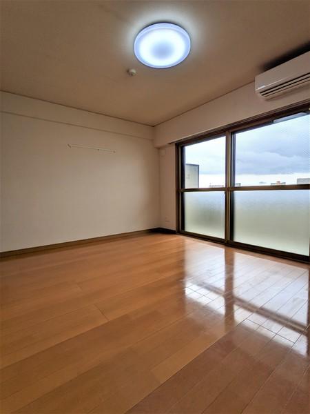 ロイヤルメゾン大橋
