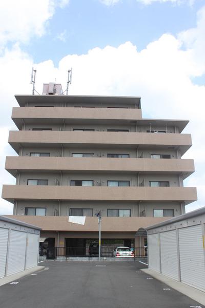 ロイヤルメゾン大橋