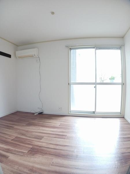 ｒｏｏｍ．三々五々　Ａ