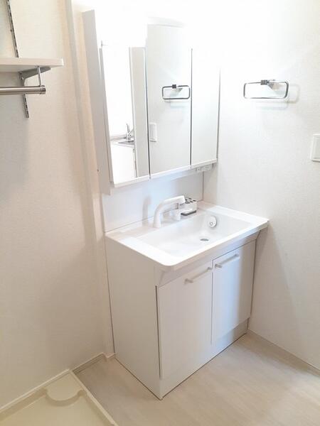 ラ・ランコントル(洗面台・洗面所)