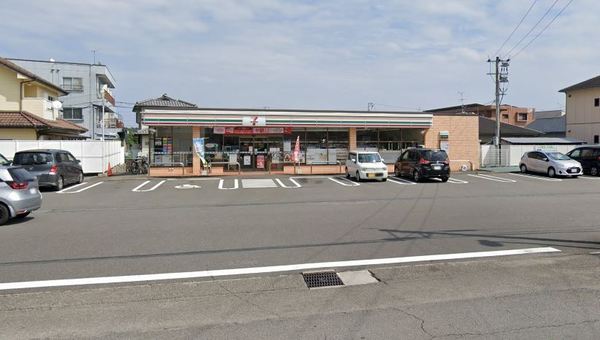 サザンクロス 3(セブンイレブン佐土原広瀬中学校前店)