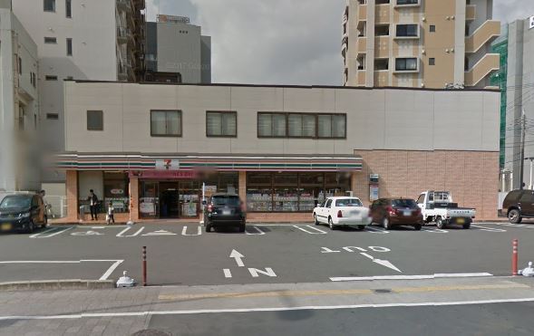 レオ　アベニュー(セブンイレブン宮崎広島2丁目店)