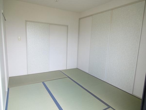 くすの木ハイツ　B棟