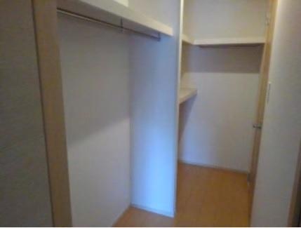 松原市東新町２丁目のハイツ