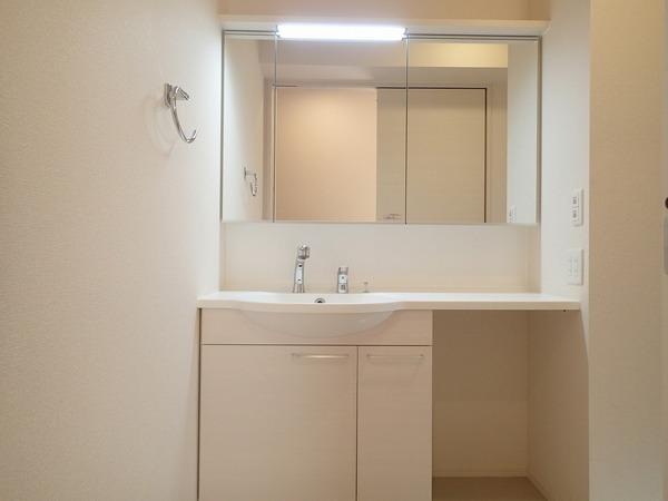 藤井寺市沢田２丁目のハイツ