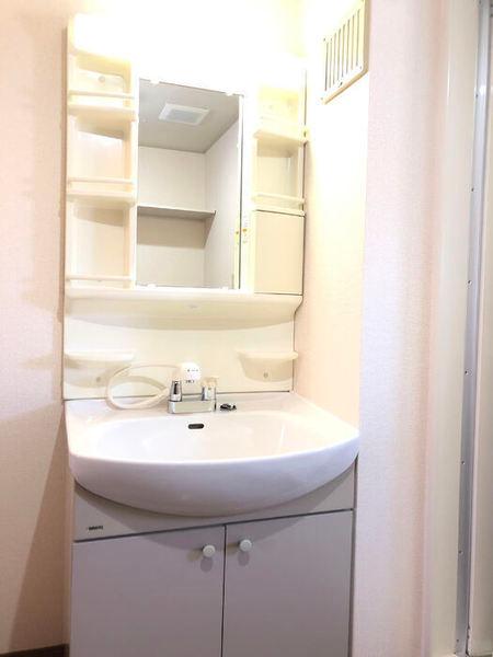 松原市上田６丁目のハイツ
