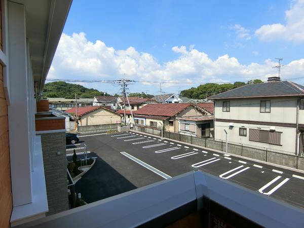 羽曳野市誉田３丁目のハイツ